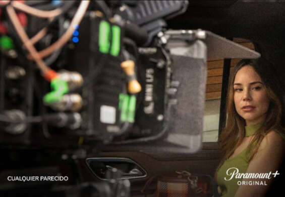 Camila Sodi es 'Carlota' en la serie 'Cualquie parecido'.