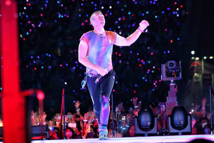 La banda Coldplay emociona a sus fans en el Foro Sol de la Ciudad de México.