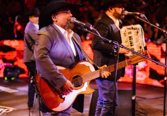 Con Grupo Intocable se reactivan los conciertos en el Domo Care este 2022.