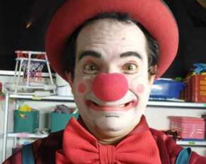 El clown Izmir Gallardo abrirá las actividades del festival en El Fuerte, el domingo.