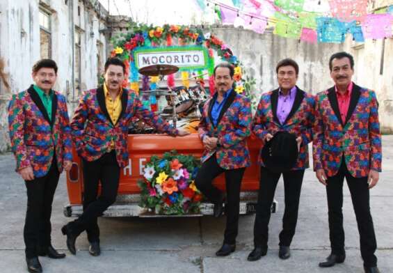 Los Tigres del Norte son esperados en su pueblo natal, Mocorito, para la inauguración de un museo que lleva su nombre.
