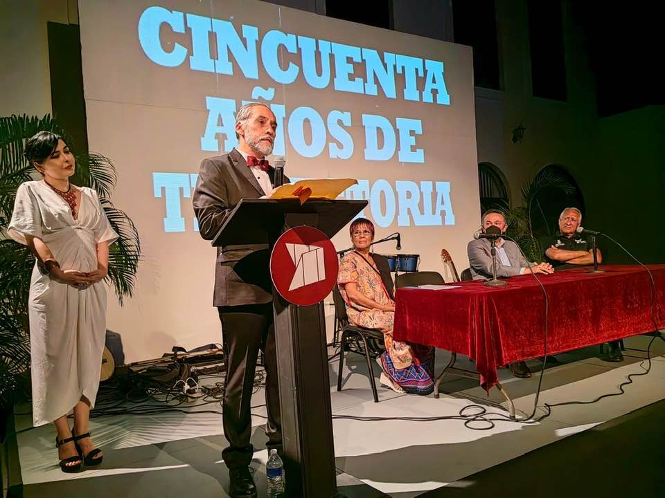 El cineasta Óscar Blancarte recibe un homenaje en Mazatlán.