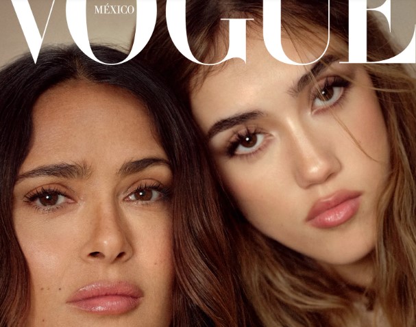 Salma Hayek y su hija Valentina posan juntas para la revista Vogue.