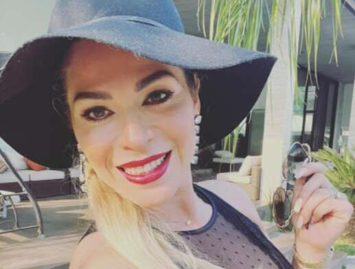 Yoanna Divaluna celebra con su música y entre amigos.