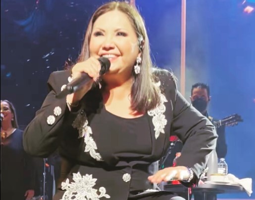 Ana Gabriel logra sold out en Miami, junto a Alex Fernández.