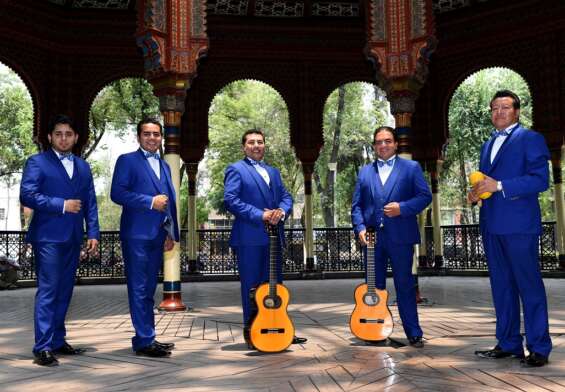Los Dandy's de Armando Navarro.