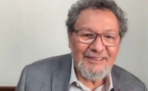 Élmer Mendoza