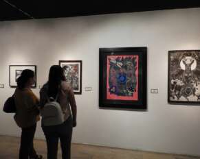 La colectiva se puede admirar en la Galería de Arte Moderno del Isic.