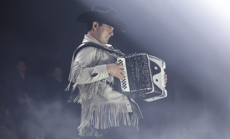 Alfredo Olivas impresiona al público en el Auditorio Telmex de