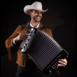 César Quezada llevará ‘Tocando al Corazón’ a Multimedios