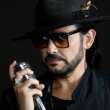 Beto Cuevas se reinventa con ’¡Respira!’, su nuevo álbum de estudio